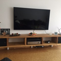 Kundenprojekt: TV-Lowboard aus Eichenbohlen!